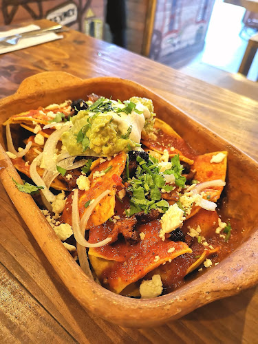 C. Manuel Bonilla 248, Miraflores 15074, Perú