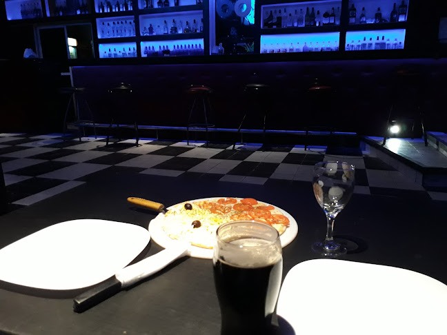 Bv. Marcelo T. de Alvear 274, Q8300 Neuquén