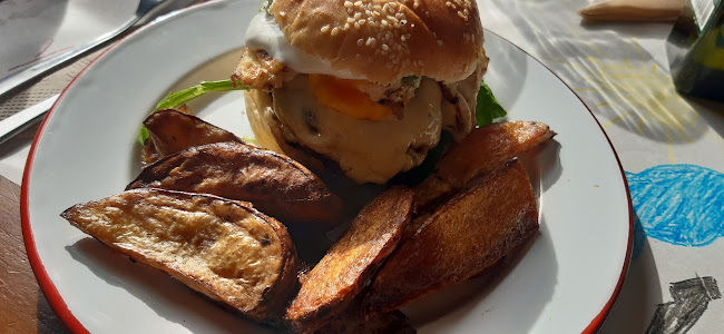 Opinii despre Casamonte în Bahía Blanca - Gastronomía y hostelería