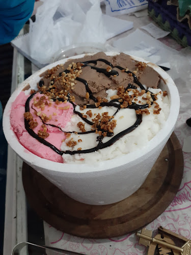 Heladeria y almacen Itati