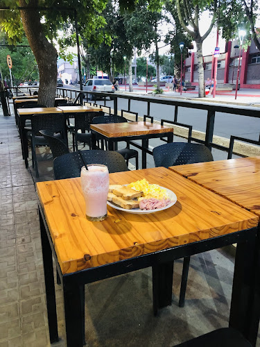 El Nuevo Bigote - Gastronomía y hostelería