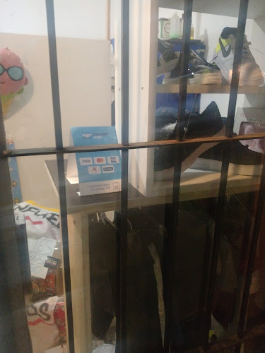 Opinii despre Heladería los hermanos în Ingeniero Budge - Gastronomía y hostelería