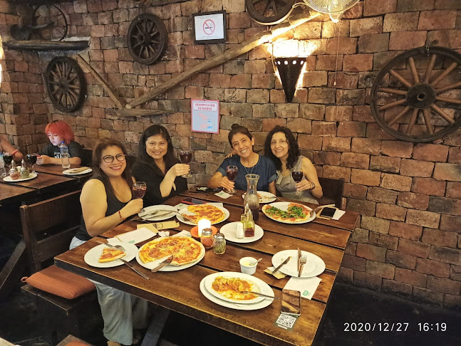 Antica Pizzería - San Isidro