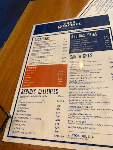 Comentarii opinii despre Casa Gourmet Cafetería & Pastelería