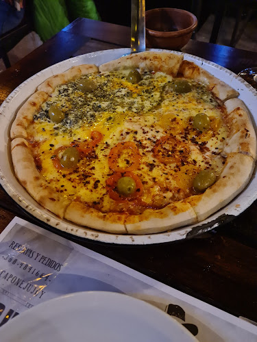 Capone Pizzas - San Salvador