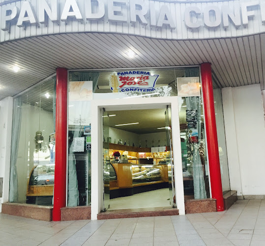 Comentarii opinii despre Panaderia y Confiteria Maria Jose