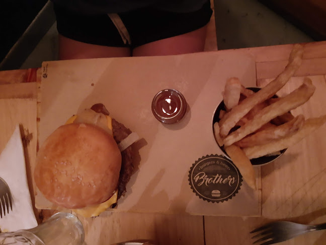 HGS, C. 62 3295, B7630 Necochea, Provincia de Buenos Aires