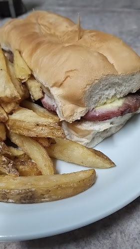 Opinii despre Top Cheff Santa Fe FoodTruck în Santa Fe de la Vera Cruz - Gastronomía y hostelería