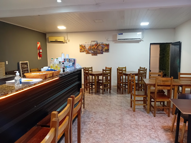 Hetereí (Sandwicheria-Chipería)