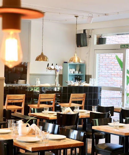 Cala Pizza y Bar Santa Bárbara