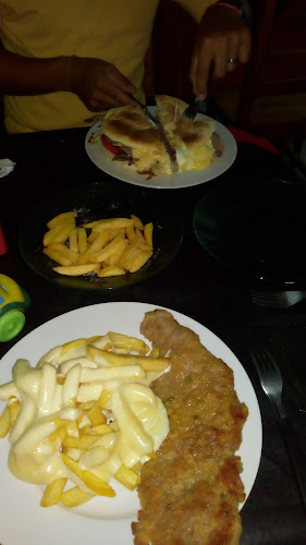 Hamburgueseria Super Ruben's - Gastronomía y hostelería