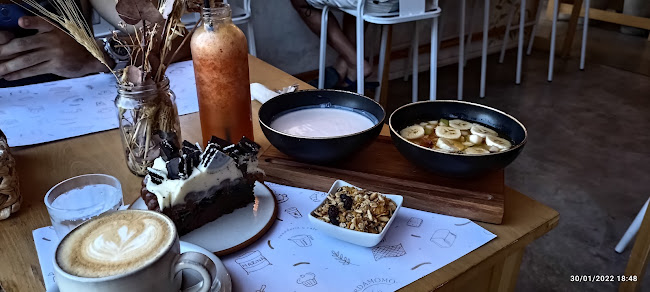 Cardamomo Panaderia y Cafe - Gastronomía y hostelería