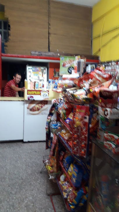 "HELADERIA SANTI"