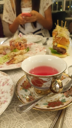 Comentarii opinii despre Las Bolena Tea Room & Restaurant