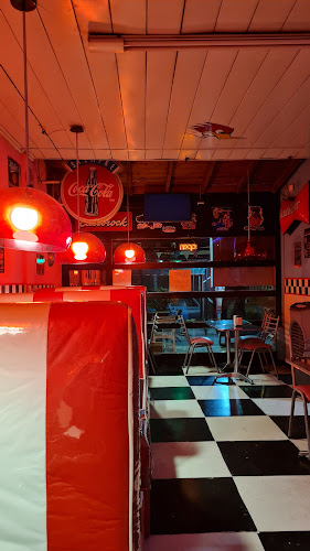 Av. Gdor. Vergara 3775, B1686 Hurlingham, Provincia de Buenos Aires