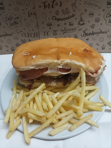 Opinii despre Son de 10 empanadas y pizzas în Neuquén - Gastronomía y hostelería