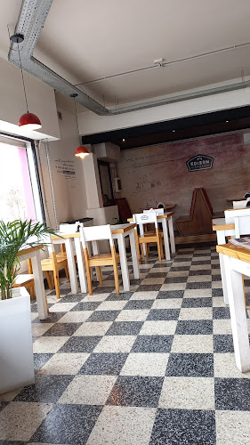 Comentarii opinii despre EdisonHouse