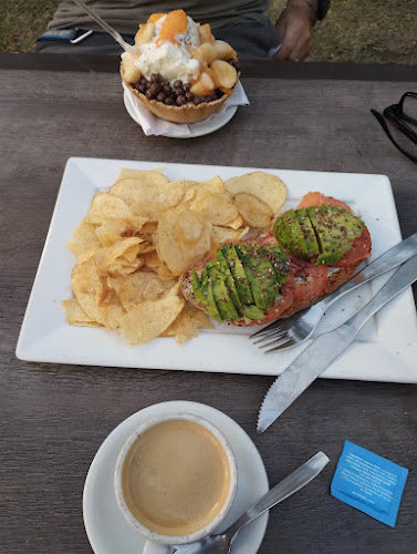 Comentarii opinii despre Heladería y Cafetería Di Roma Acceso