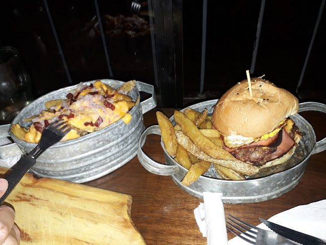 Draco Rotiseria & Cerveceria