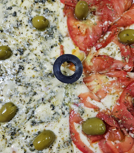 Opinii despre Appia Pizzas y Empanadas în Gran Buenos Aires - Gastronomía y hostelería