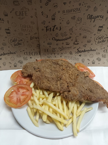 Son de 10 empanadas y pizzas - Gastronomía y hostelería