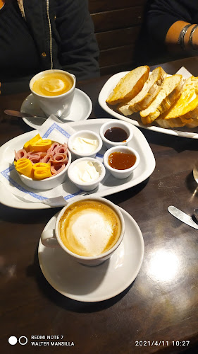 Av. Pellegrini 1230, S2000BTZ Rosario, Santa Fe