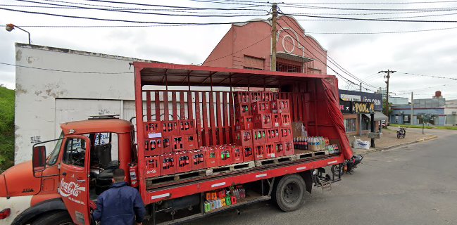 Oktubre Drugstore Bar