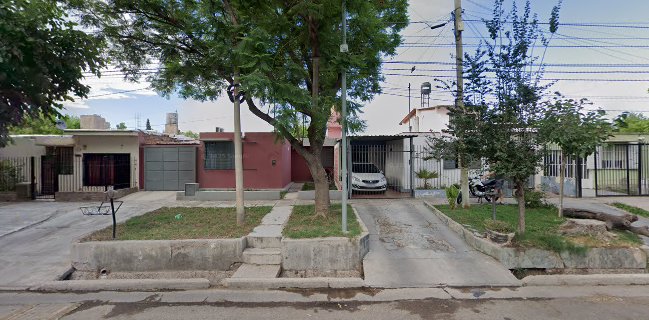 Alejandra Marangoni Minimarket