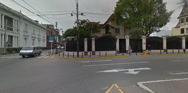 López May, Pulpería - Gastronomía y hostelería