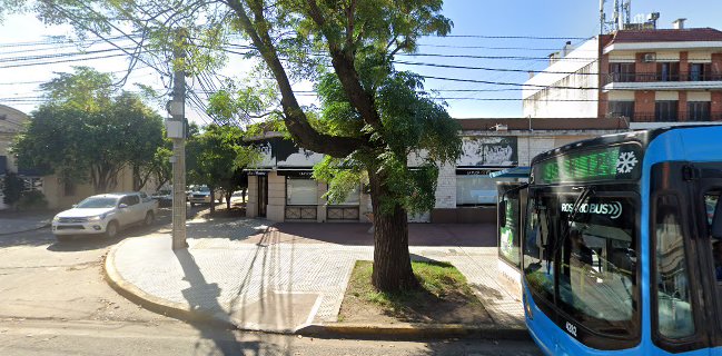 Panadería y Fiambrería "La Flor de Fisherton"