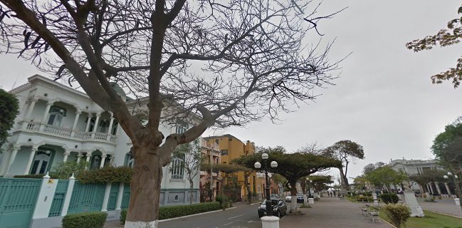 López May, Pulpería