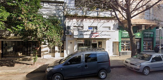 Panadería Medio Oriente Confitería